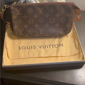LOUIS VUITTON POCHETTE ACCESSOIRES M40712 NM MNG